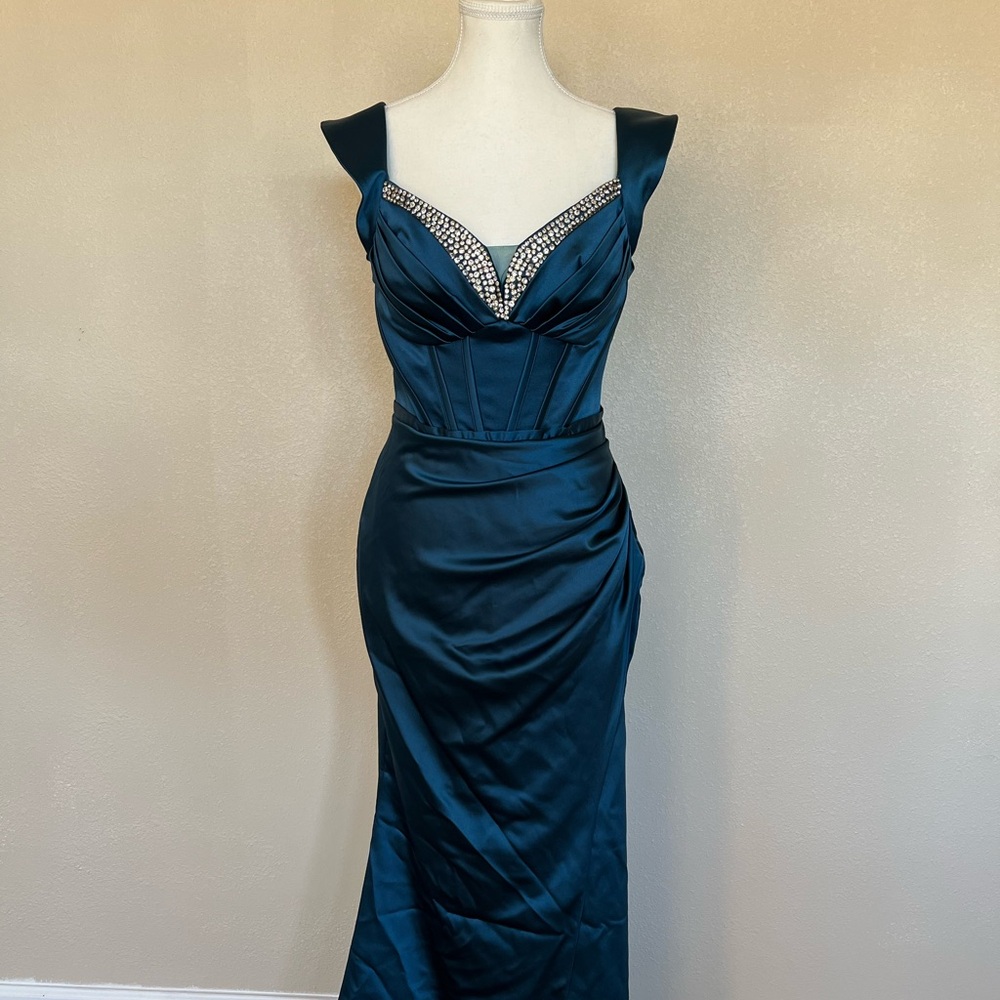 Elegant Blue Satin Corset Dress rhinestones Luxury Prom Bridal Gown